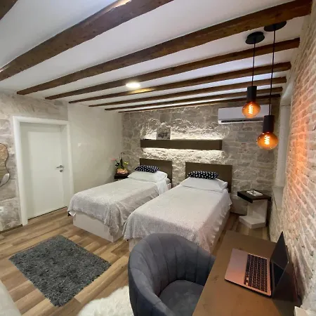 Maison d'hôtes Laura Split