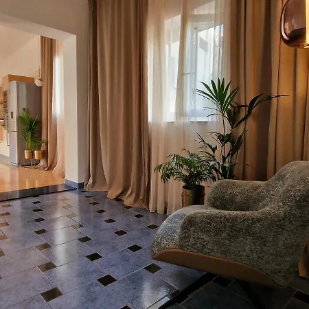 Laura Maison d'hôtes 2*